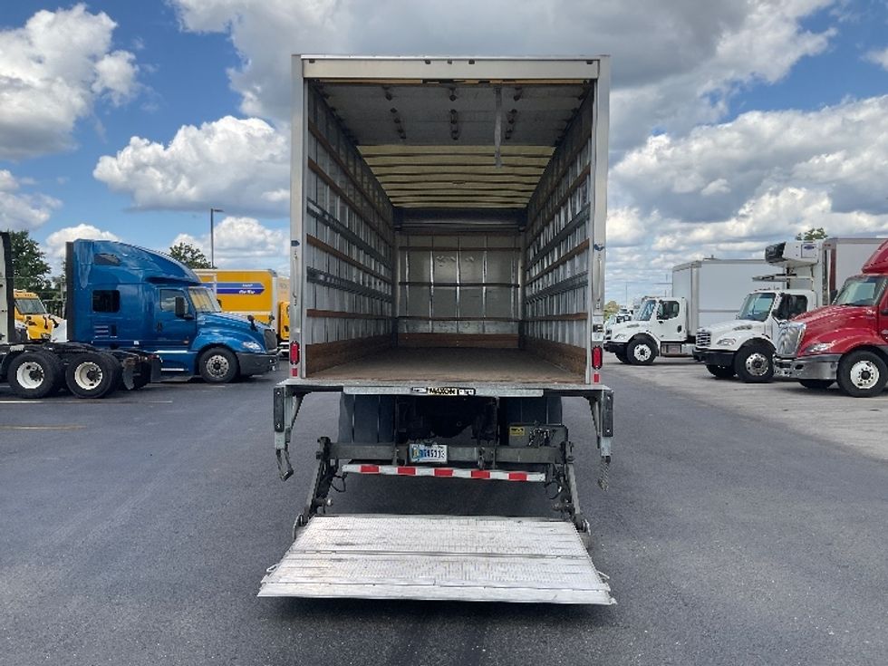 Medium Duty Box Truck-Light and Medium Duty Trucks-International-2022-MV607-Piqua-OH-187,114\n\t\tmiles-$ 53,500 - Image 9
