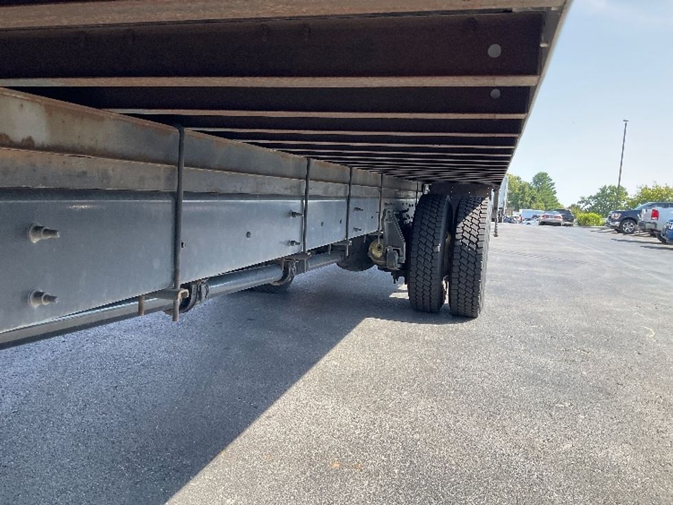Medium Duty Box Truck-Light and Medium Duty Trucks-International-2022-MV607-Piqua-OH-196,699\n\t\tmiles-$ 52,500 - Image 5