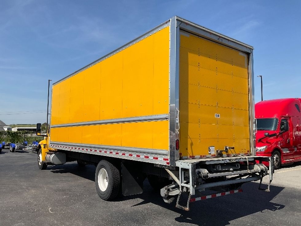 Medium Duty Box Truck-Light and Medium Duty Trucks-International-2022-MV607-Piqua-OH-196,699\n\t\tmiles-$ 52,500 - Image 6