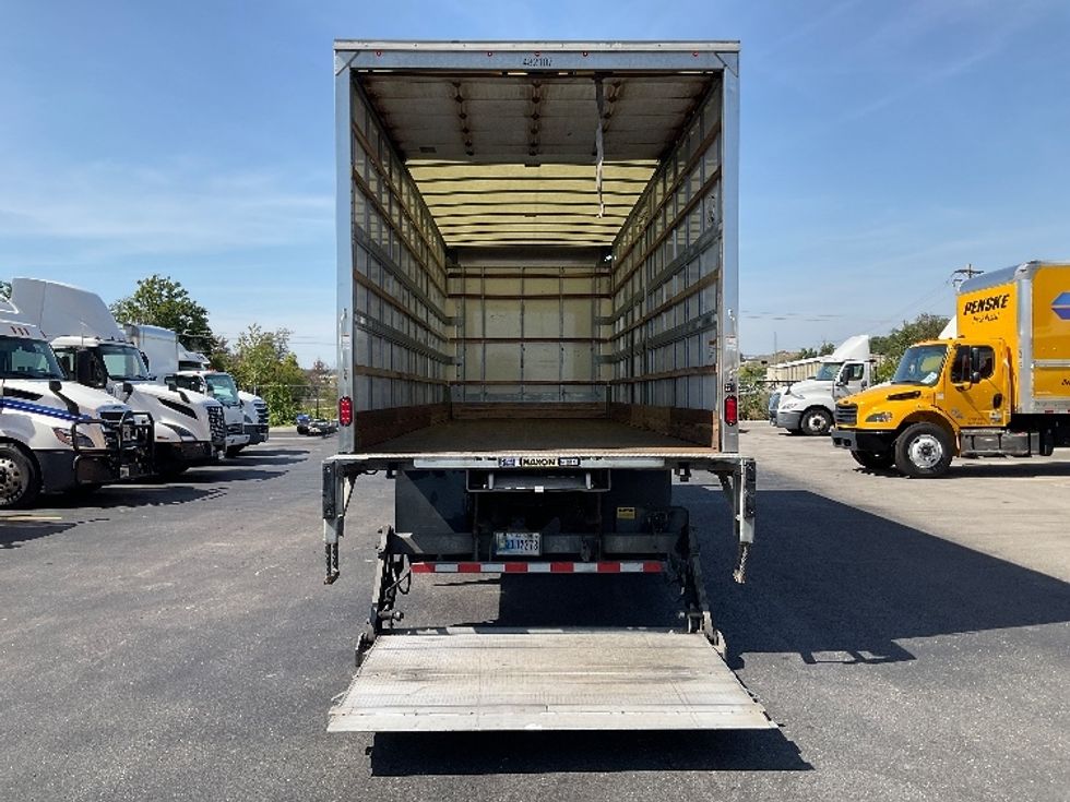 Medium Duty Box Truck-Light and Medium Duty Trucks-International-2022-MV607-Piqua-OH-196,699\n\t\tmiles-$ 52,500 - Image 9