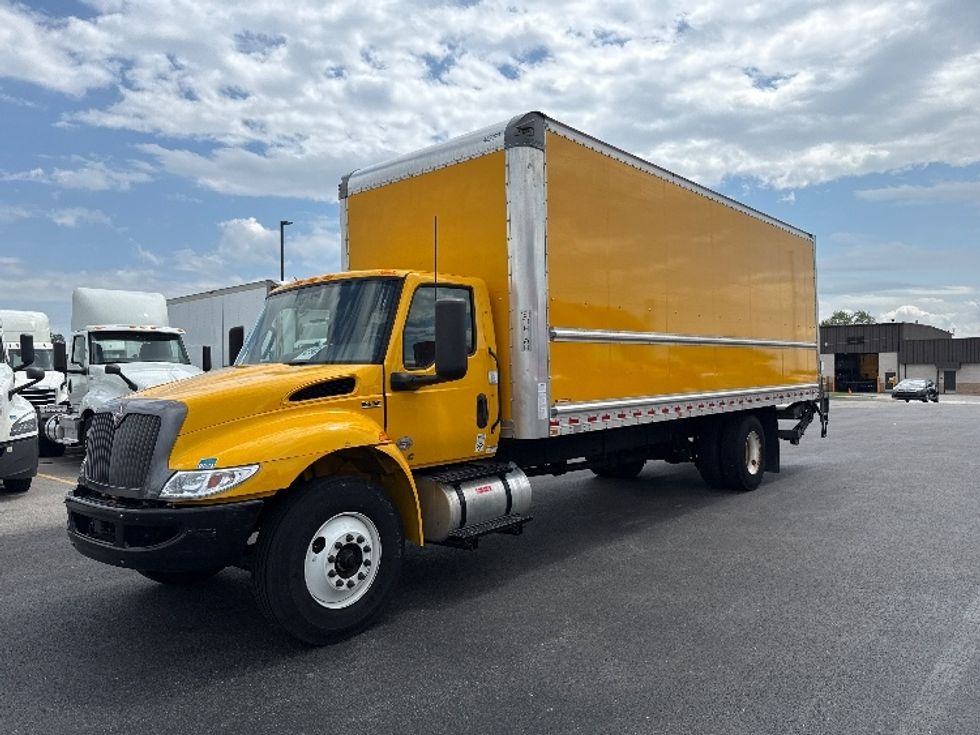 Medium Duty Box Truck-Light and Medium Duty Trucks-International-2022-MV607-Piqua-OH-198,984\n\t\tmiles-$ 49,750 - Image 3