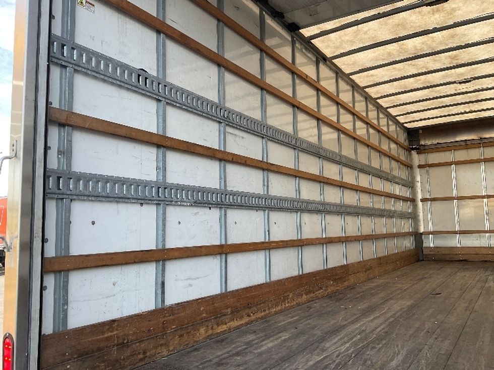 Medium Duty Box Truck-Light and Medium Duty Trucks-International-2022-MV607-Piqua-OH-237,097\n\t\tmiles-$ 46,750 - Image 11