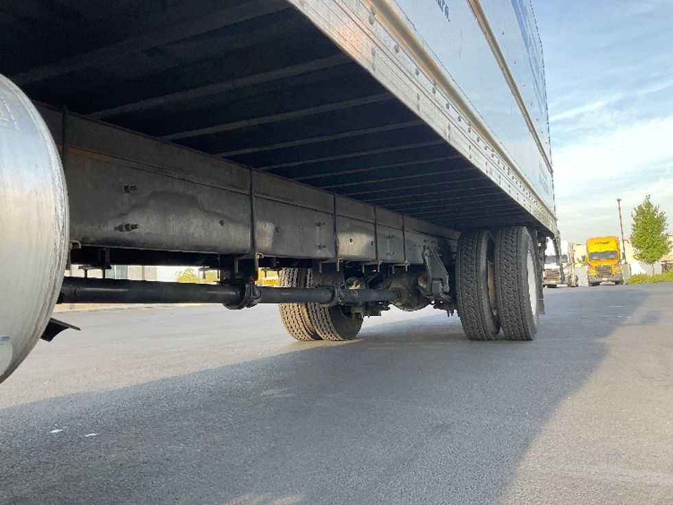 Medium Duty Box Truck-Light and Medium Duty Trucks-International-2022-MV607-Piqua-OH-237,097\n\t\tmiles-$ 46,750 - Image 5