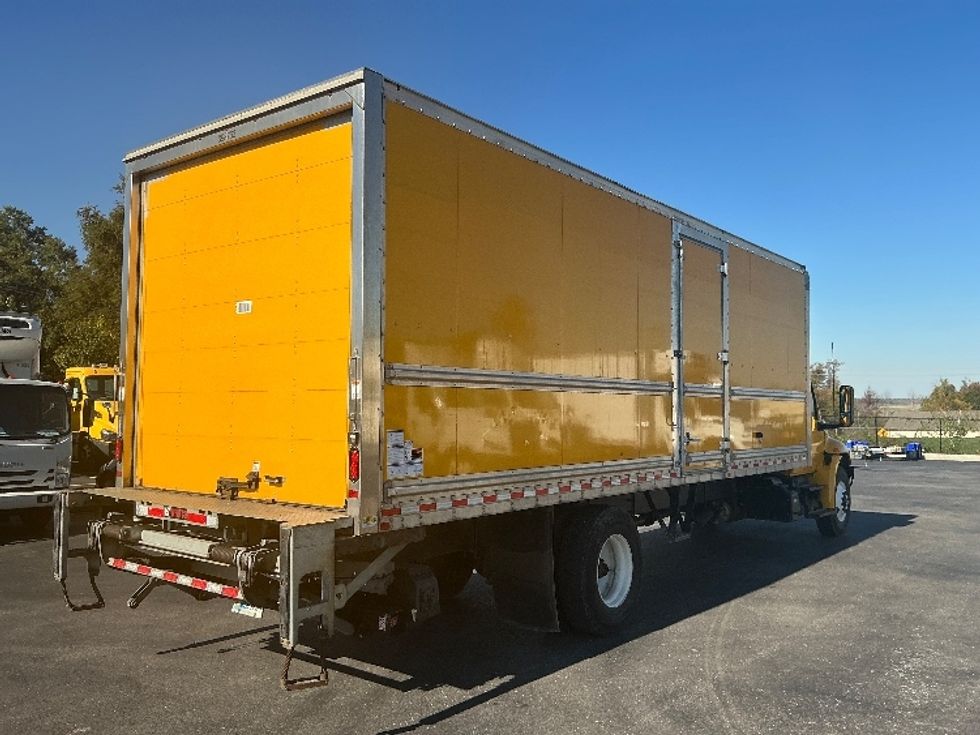 Medium Duty Box Truck-Light and Medium Duty Trucks-International-2022-MV607-Piqua-OH-237,192\n\t\tmiles-$ 45,750 - Image 13