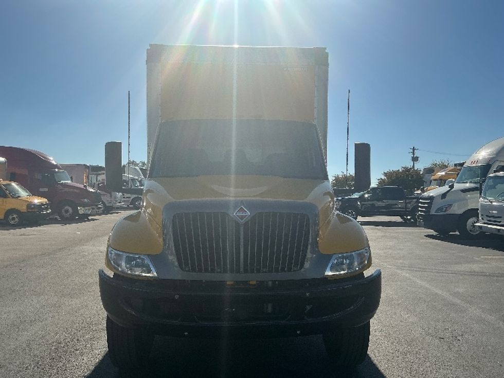 Medium Duty Box Truck-Light and Medium Duty Trucks-International-2022-MV607-Piqua-OH-237,192\n\t\tmiles-$ 45,750 - Image 2