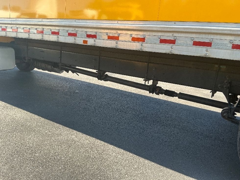 Medium Duty Box Truck-Light and Medium Duty Trucks-International-2022-MV607-Piqua-OH-237,192\n\t\tmiles-$ 45,750 - Image 5