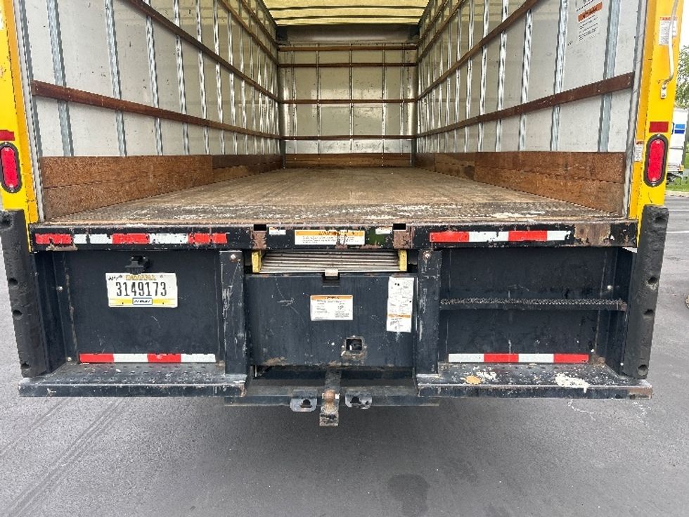 Medium Duty Box Truck-Light and Medium Duty Trucks-International-2022-MV607-Pittsburgh-PA-242,591\n\t\tmiles-$ 38,500 - Image 10