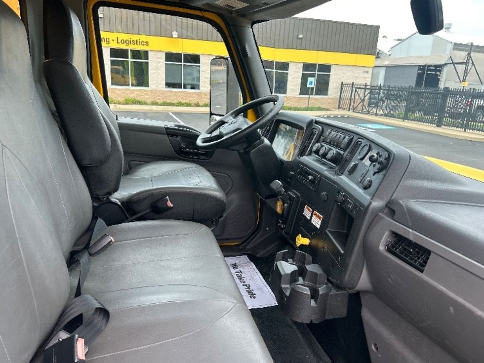 Medium Duty Box Truck-Light and Medium Duty Trucks-International-2022-MV607-Pittsburgh-PA-242,591\n\t\tmiles-$ 38,500 - Image 22