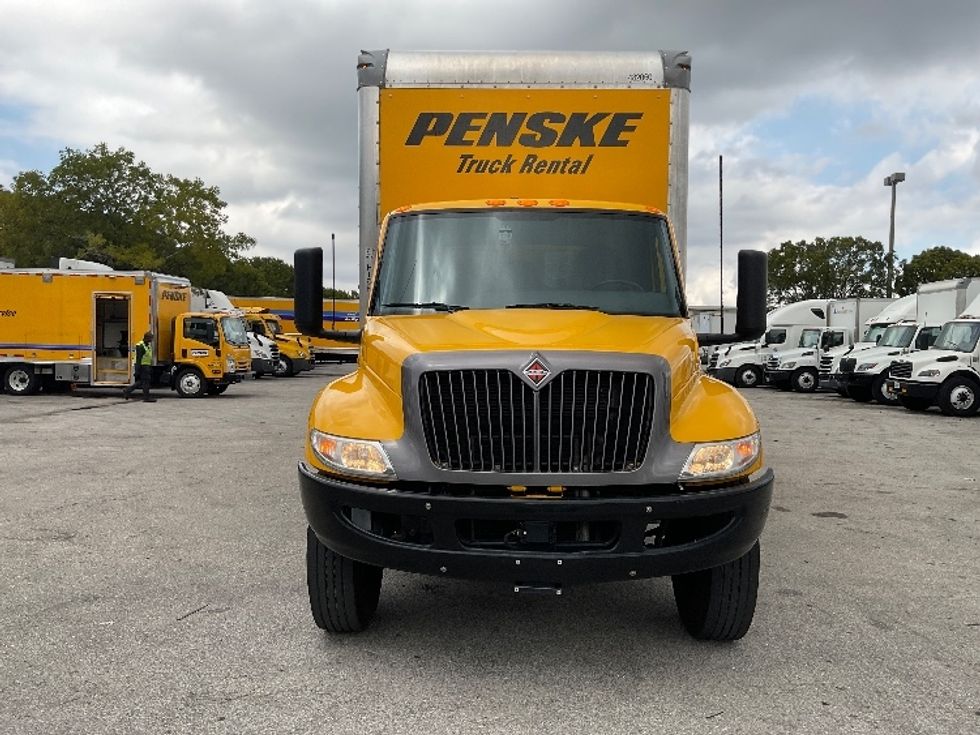 Medium Duty Box Truck-Light and Medium Duty Trucks-International-2022-MV607-Pompano Beach-FL-227,454\n\t\tmiles-$ 43,250 - Image 2