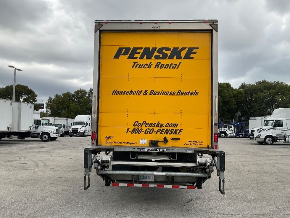 Medium Duty Box Truck-Light and Medium Duty Trucks-International-2022-MV607-Pompano Beach-FL-227,454\n\t\tmiles-$ 43,250 - Image 7