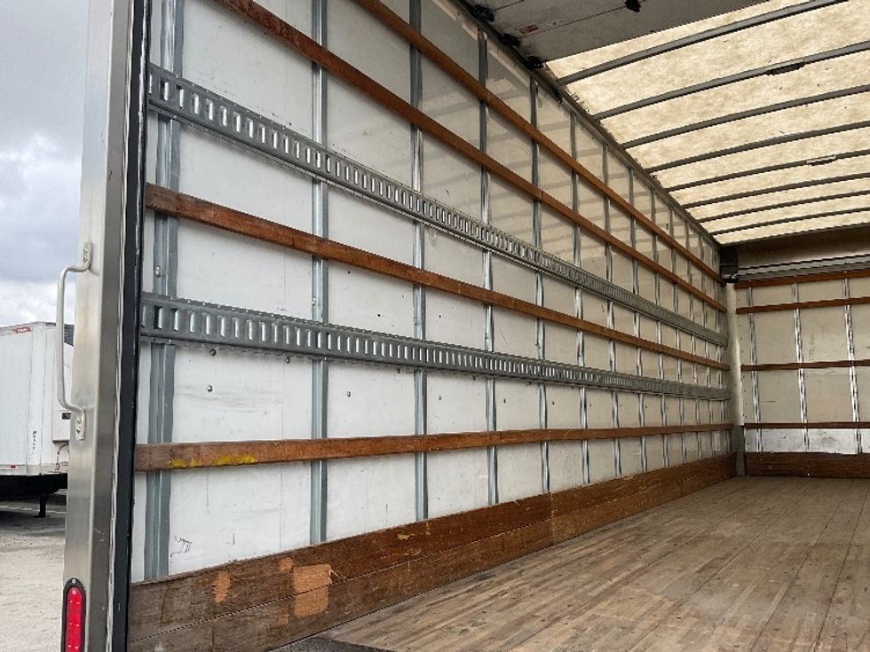 Medium Duty Box Truck-Light and Medium Duty Trucks-International-2022-MV607-Pompano Beach-FL-227,454\n\t\tmiles-$ 43,250 - Image 11