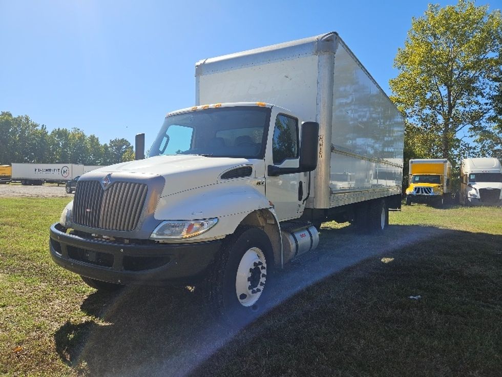 Medium Duty Box Truck-Light and Medium Duty Trucks-International-2022-MV607-Poplar Bluff-MO-248,171\n\t\tmiles-$ 41,500 - Image 3