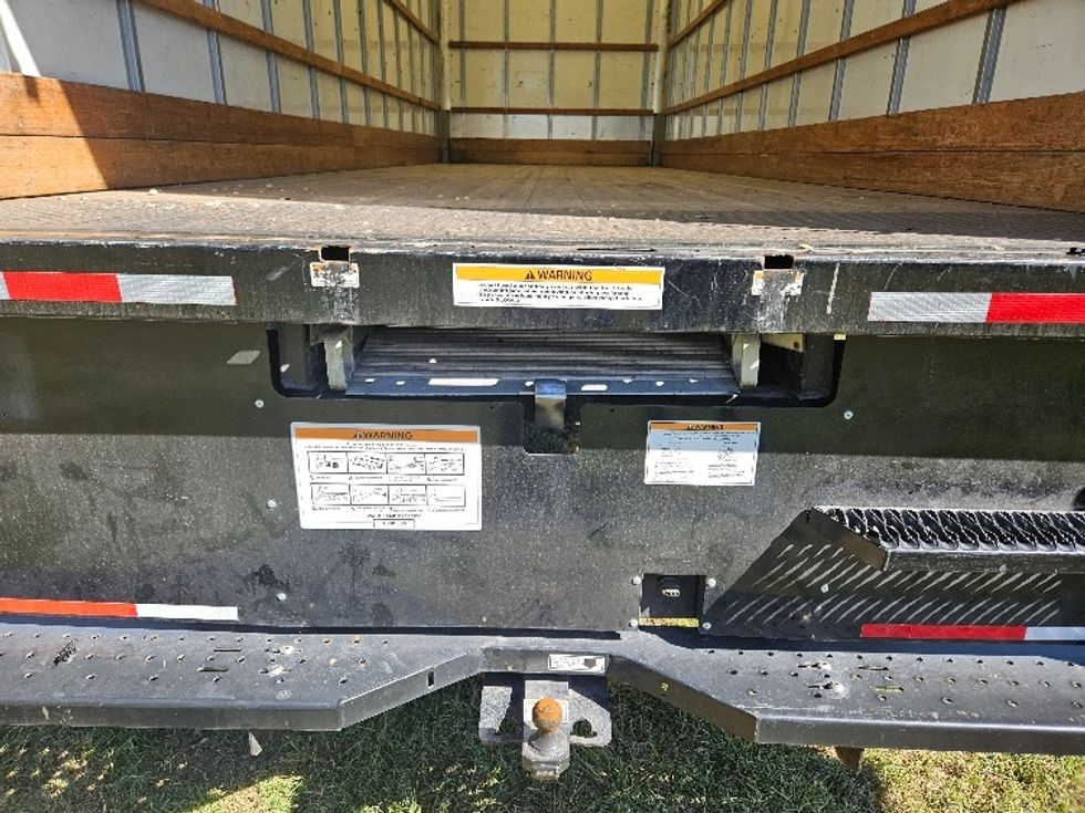 Medium Duty Box Truck-Light and Medium Duty Trucks-International-2022-MV607-Poplar Bluff-MO-248,171\n\t\tmiles-$ 41,500 - Image 9