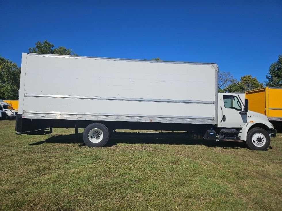 Medium Duty Box Truck-Light and Medium Duty Trucks-International-2022-MV607-Poplar Bluff-MO-248,171\n\t\tmiles-$ 41,500 - Image 14