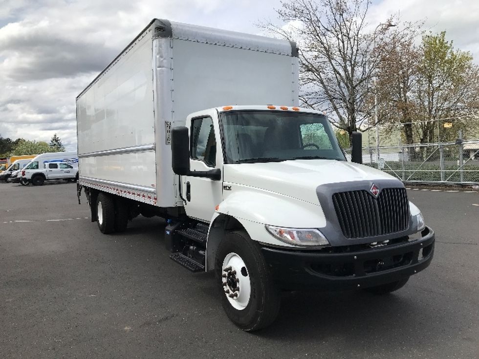 Medium Duty Box Truck-Light and Medium Duty Trucks-International-2022-MV607-Portland-OR-139,735\n\t\tmiles-$ 68,000 - Image 1