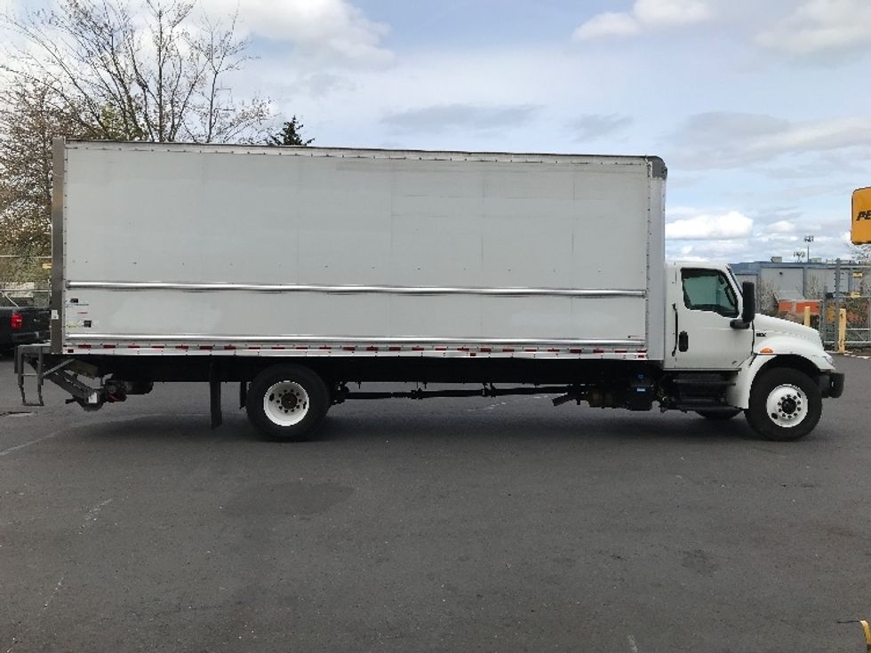 Medium Duty Box Truck-Light and Medium Duty Trucks-International-2022-MV607-Portland-OR-139,735\n\t\tmiles-$ 68,000 - Image 13