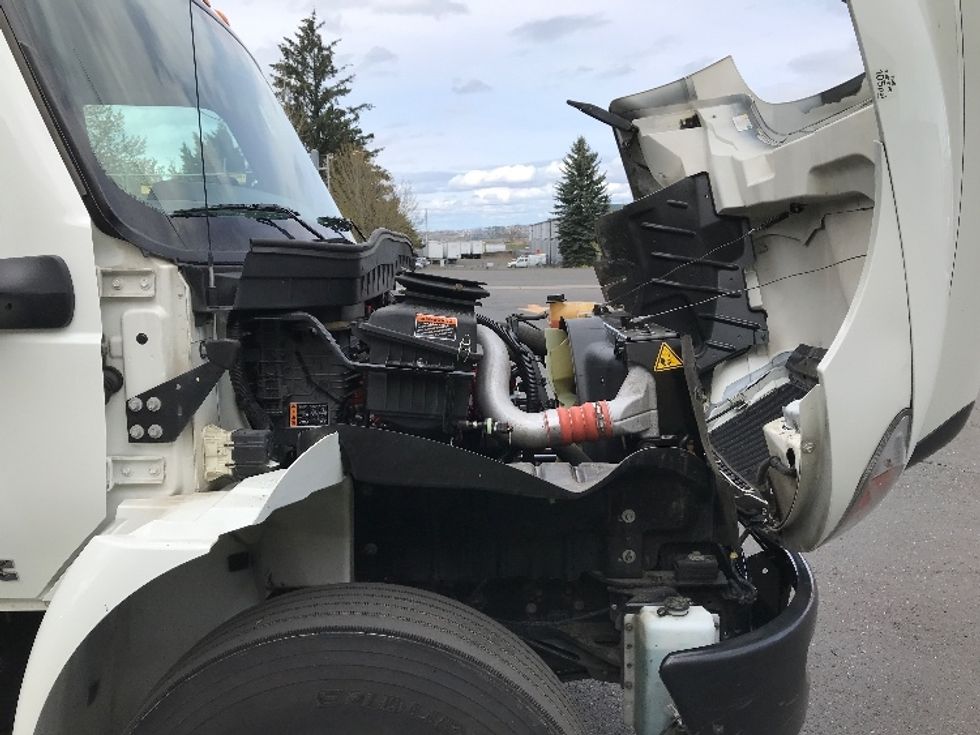 Medium Duty Box Truck-Light and Medium Duty Trucks-International-2022-MV607-Portland-OR-139,735\n\t\tmiles-$ 68,000 - Image 23