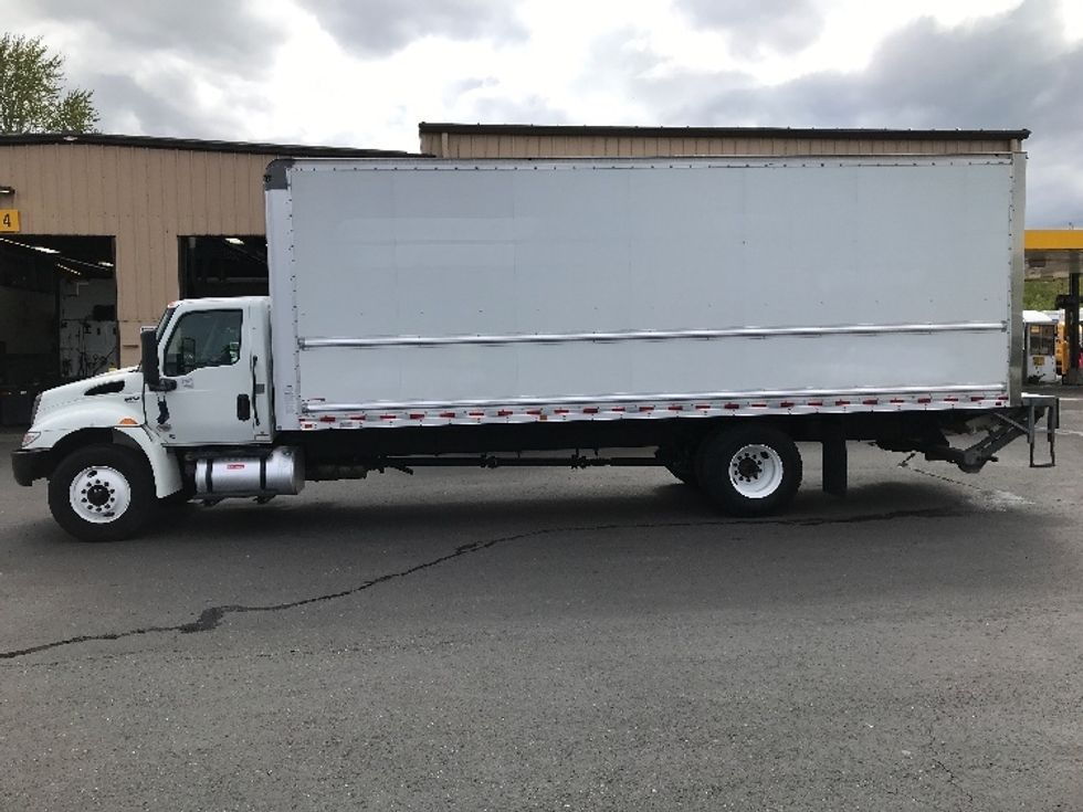 Medium Duty Box Truck-Light and Medium Duty Trucks-International-2022-MV607-Portland-OR-139,735\n\t\tmiles-$ 68,000 - Image 4