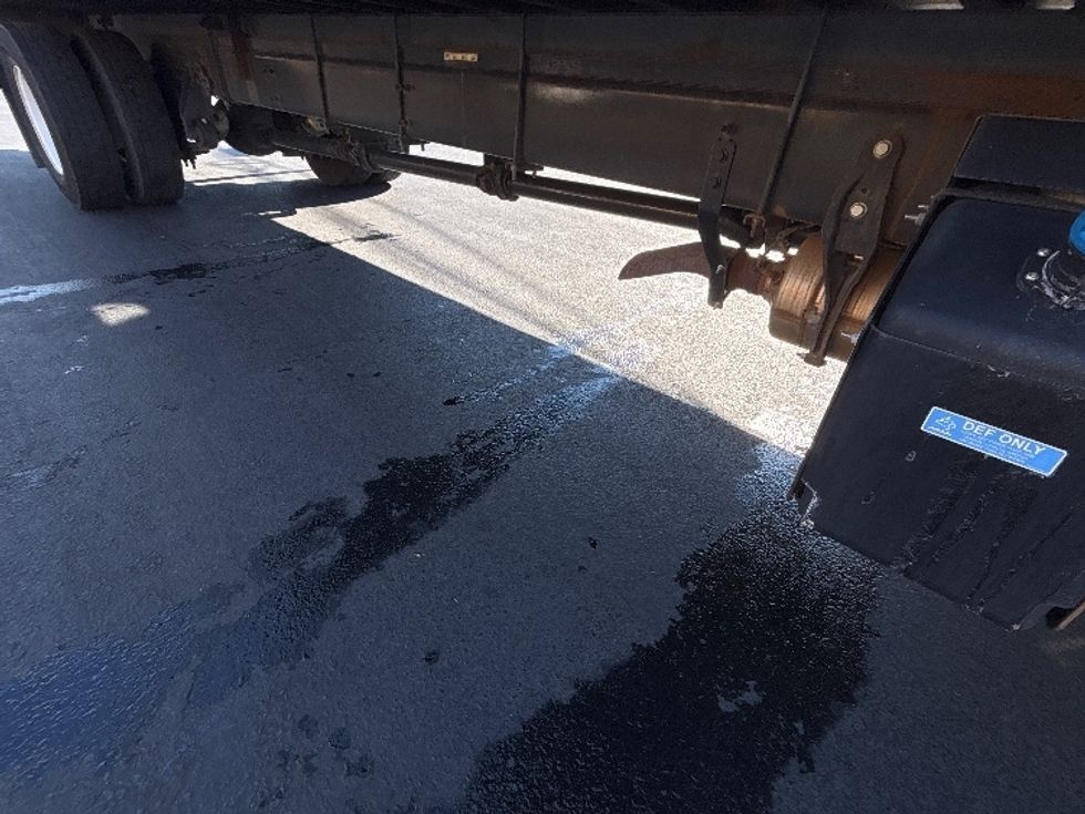 Medium Duty Box Truck-Light and Medium Duty Trucks-International-2022-MV607-Portland-OR-210,634\n\t\tmiles-$ 48,250 - Image 14