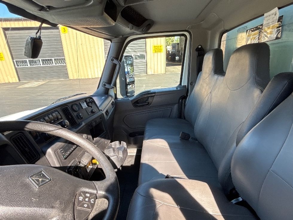 Medium Duty Box Truck-Light and Medium Duty Trucks-International-2022-MV607-Portland-OR-210,634\n\t\tmiles-$ 48,250 - Image 19