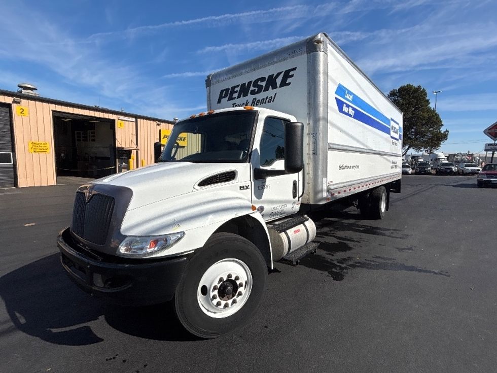 Medium Duty Box Truck-Light and Medium Duty Trucks-International-2022-MV607-Portland-OR-210,634\n\t\tmiles-$ 48,250 - Image 3