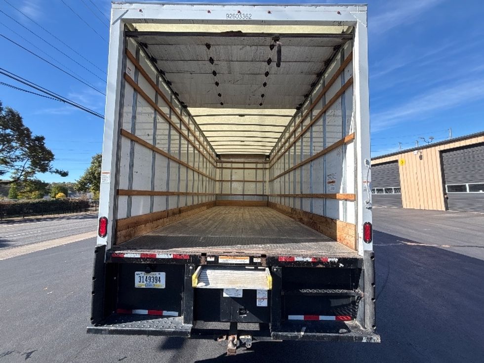 Medium Duty Box Truck-Light and Medium Duty Trucks-International-2022-MV607-Portland-OR-210,634\n\t\tmiles-$ 48,250 - Image 8