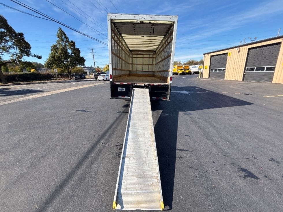 Medium Duty Box Truck-Light and Medium Duty Trucks-International-2022-MV607-Portland-OR-210,634\n\t\tmiles-$ 48,250 - Image 9