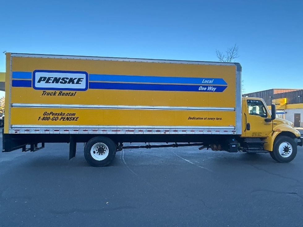 Medium Duty Box Truck-Light and Medium Duty Trucks-International-2022-MV607-Portland-OR-230,822\n\t\tmiles-$ 41,250 - Image 15