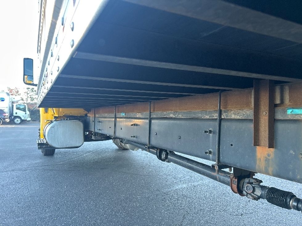 Medium Duty Box Truck-Light and Medium Duty Trucks-International-2022-MV607-Portland-OR-230,822\n\t\tmiles-$ 41,250 - Image 5