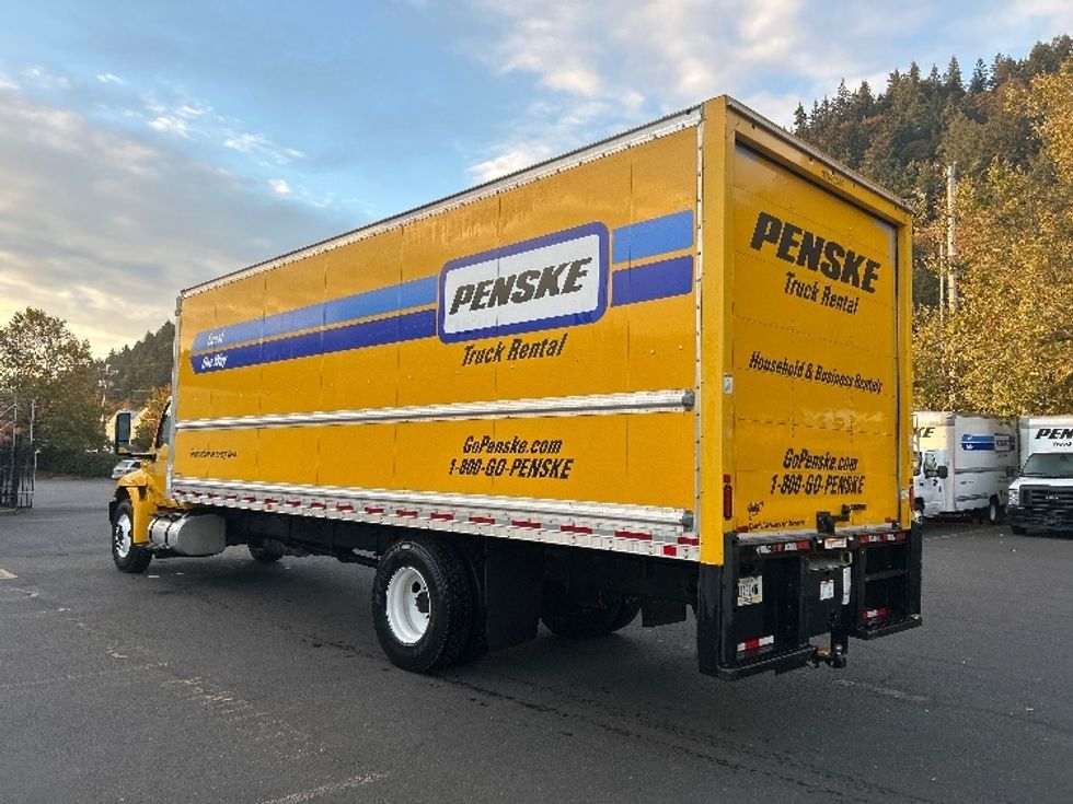 Medium Duty Box Truck-Light and Medium Duty Trucks-International-2022-MV607-Portland-OR-230,822\n\t\tmiles-$ 41,250 - Image 6