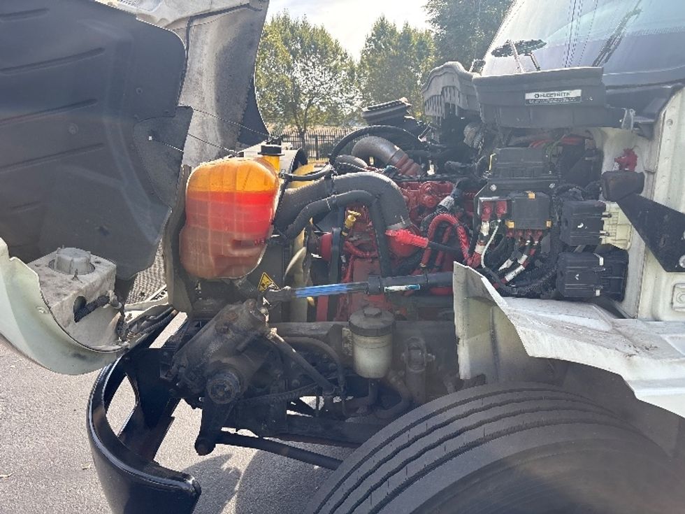 Medium Duty Box Truck-Light and Medium Duty Trucks-International-2022-MV607-Portland-OR-238,315\n\t\tmiles-$ 43,250 - Image 24