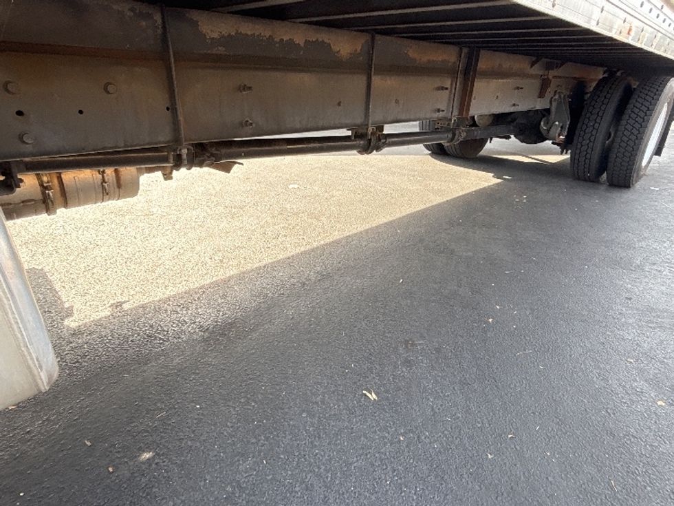 Medium Duty Box Truck-Light and Medium Duty Trucks-International-2022-MV607-Portland-OR-238,315\n\t\tmiles-$ 43,250 - Image 5