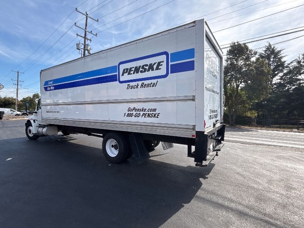 Medium Duty Box Truck-Light and Medium Duty Trucks-International-2022-MV607-Portland-OR-238,315\n\t\tmiles-$ 43,250 - Image 6