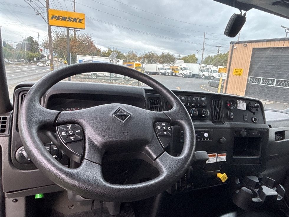 Medium Duty Box Truck-Light and Medium Duty Trucks-International-2022-MV607-Portland-OR-263,803\n\t\tmiles-$ 38,750 - Image 16