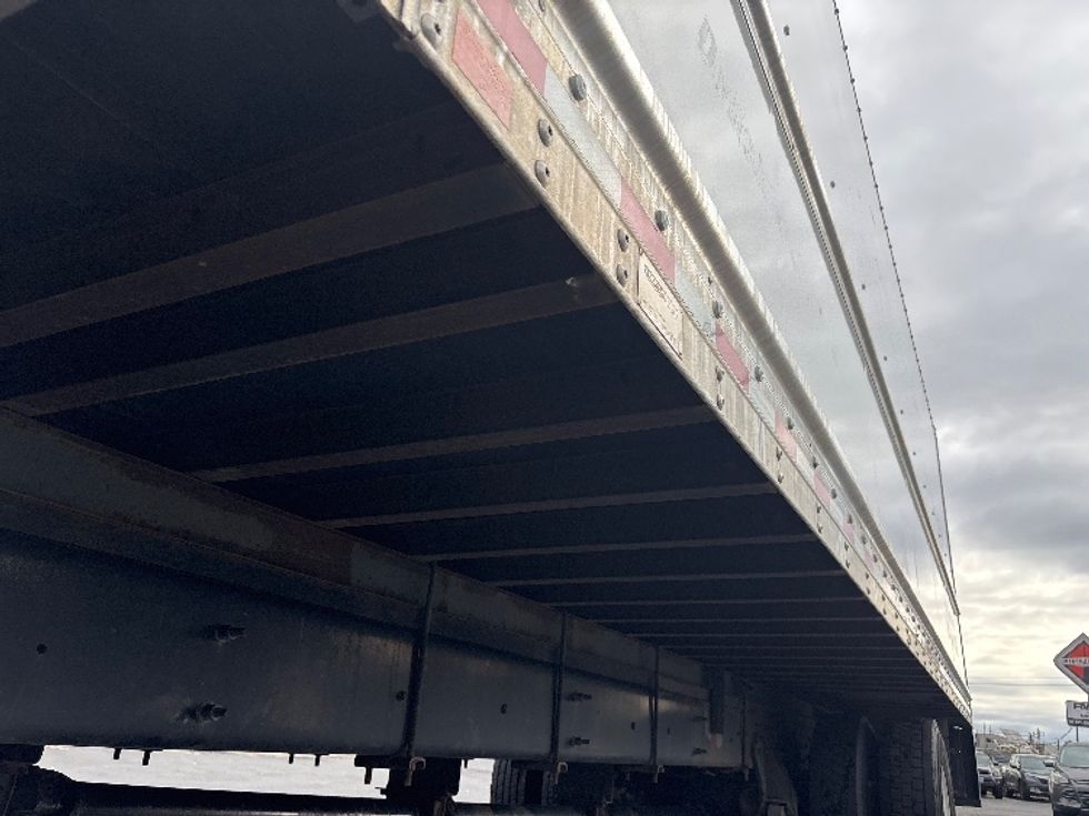 Medium Duty Box Truck-Light and Medium Duty Trucks-International-2022-MV607-Portland-OR-263,803\n\t\tmiles-$ 38,750 - Image 5