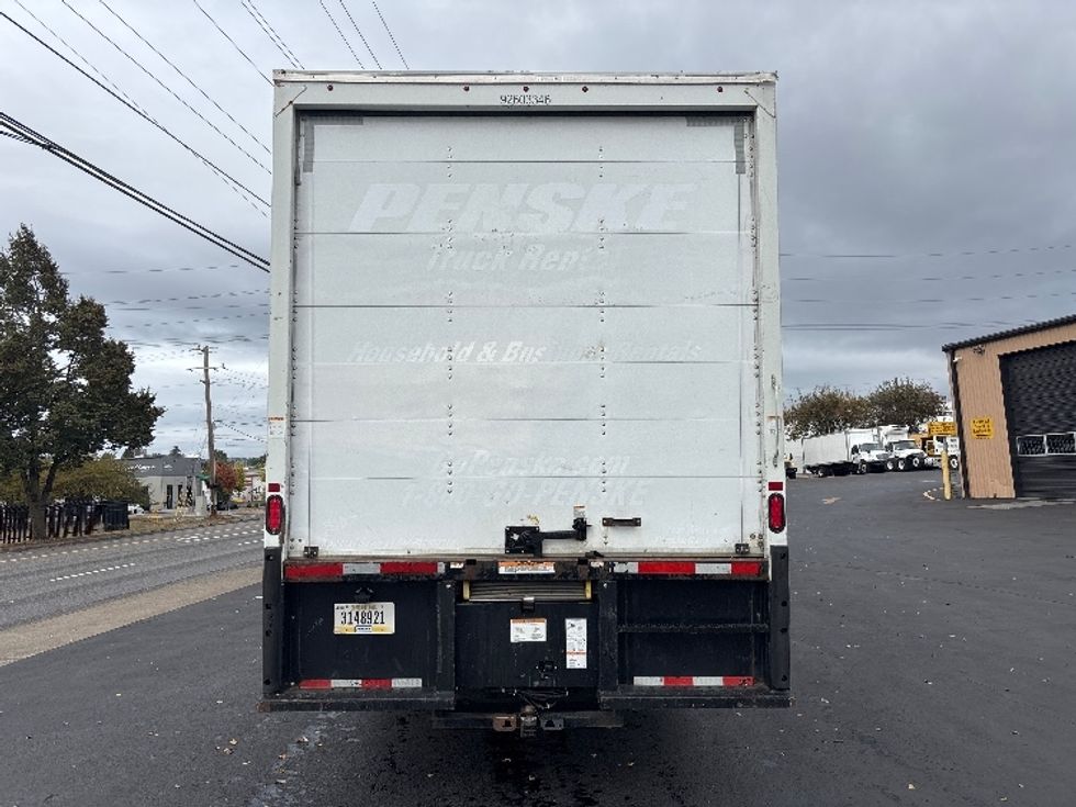 Medium Duty Box Truck-Light and Medium Duty Trucks-International-2022-MV607-Portland-OR-263,803\n\t\tmiles-$ 38,750 - Image 7