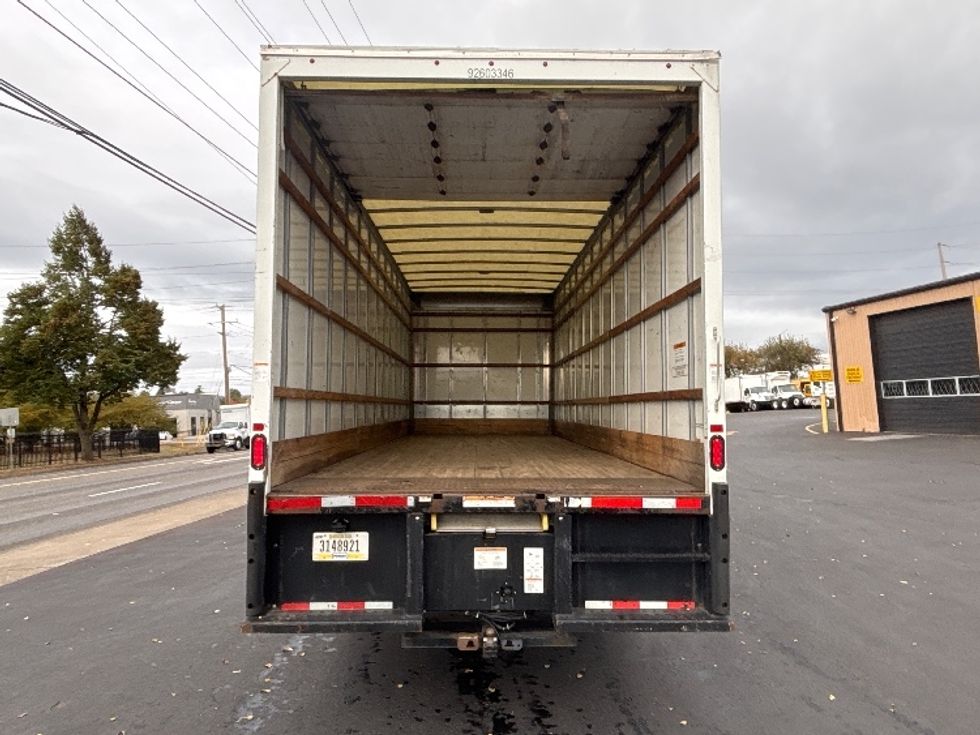 Medium Duty Box Truck-Light and Medium Duty Trucks-International-2022-MV607-Portland-OR-263,803\n\t\tmiles-$ 38,750 - Image 8