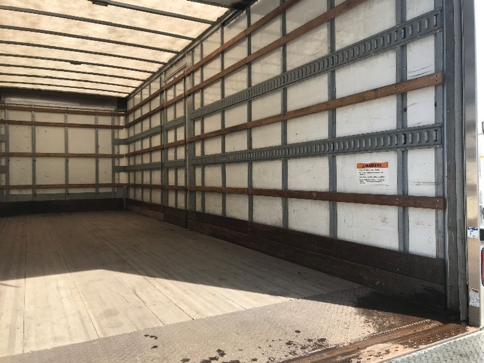 Medium Duty Box Truck-Light and Medium Duty Trucks-International-2022-MV607-Prince George-VA-233,491\n\t\tmiles-$ 48,000 - Image 12