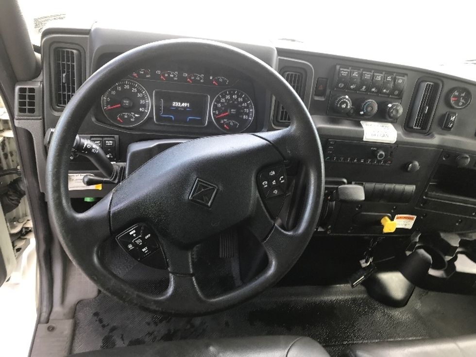 Medium Duty Box Truck-Light and Medium Duty Trucks-International-2022-MV607-Prince George-VA-233,491\n\t\tmiles-$ 48,000 - Image 18