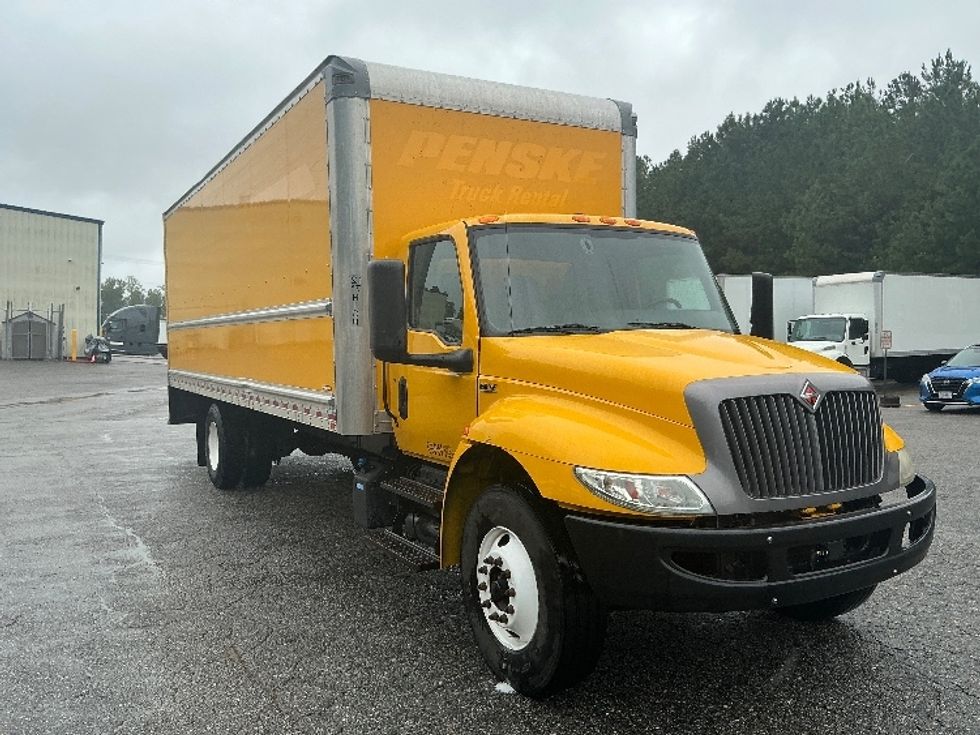 Medium Duty Box Truck-Light and Medium Duty Trucks-International-2022-MV607-Prince George-VA-233,761\n\t\tmiles-$ 41,500 - Image 1
