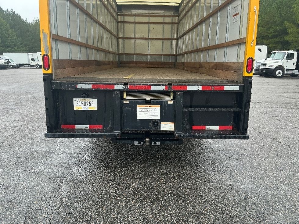 Medium Duty Box Truck-Light and Medium Duty Trucks-International-2022-MV607-Prince George-VA-233,761\n\t\tmiles-$ 41,500 - Image 9