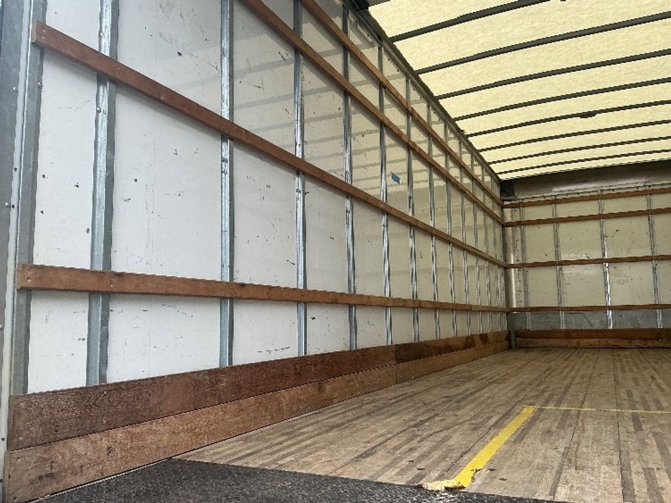 Medium Duty Box Truck-Light and Medium Duty Trucks-International-2022-MV607-Prince George-VA-233,761\n\t\tmiles-$ 41,500 - Image 11