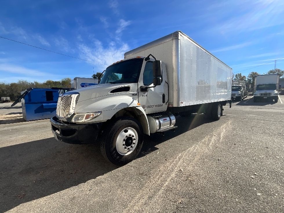 Medium Duty Box Truck-Light and Medium Duty Trucks-International-2022-MV607-Prince George-VA-242,817\n\t\tmiles-$ 42,750 - Image 3