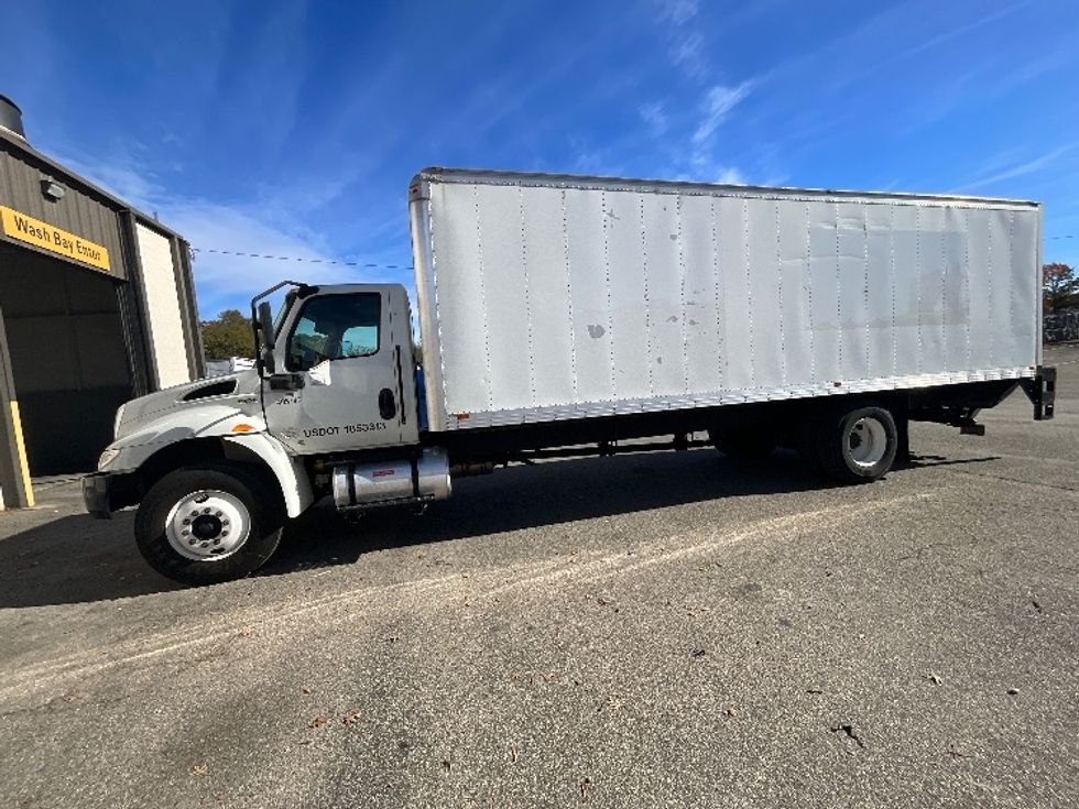 Medium Duty Box Truck-Light and Medium Duty Trucks-International-2022-MV607-Prince George-VA-242,817\n\t\tmiles-$ 42,750 - Image 4