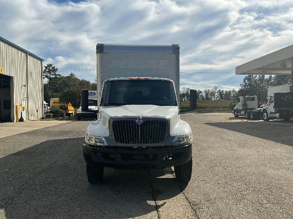 Medium Duty Box Truck-Light and Medium Duty Trucks-International-2022-MV607-Prince George-VA-243,866\n\t\tmiles-$ 42,250 - Image 2