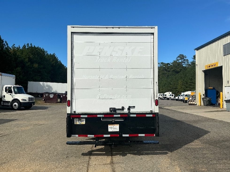 Medium Duty Box Truck-Light and Medium Duty Trucks-International-2022-MV607-Prince George-VA-243,866\n\t\tmiles-$ 42,250 - Image 7