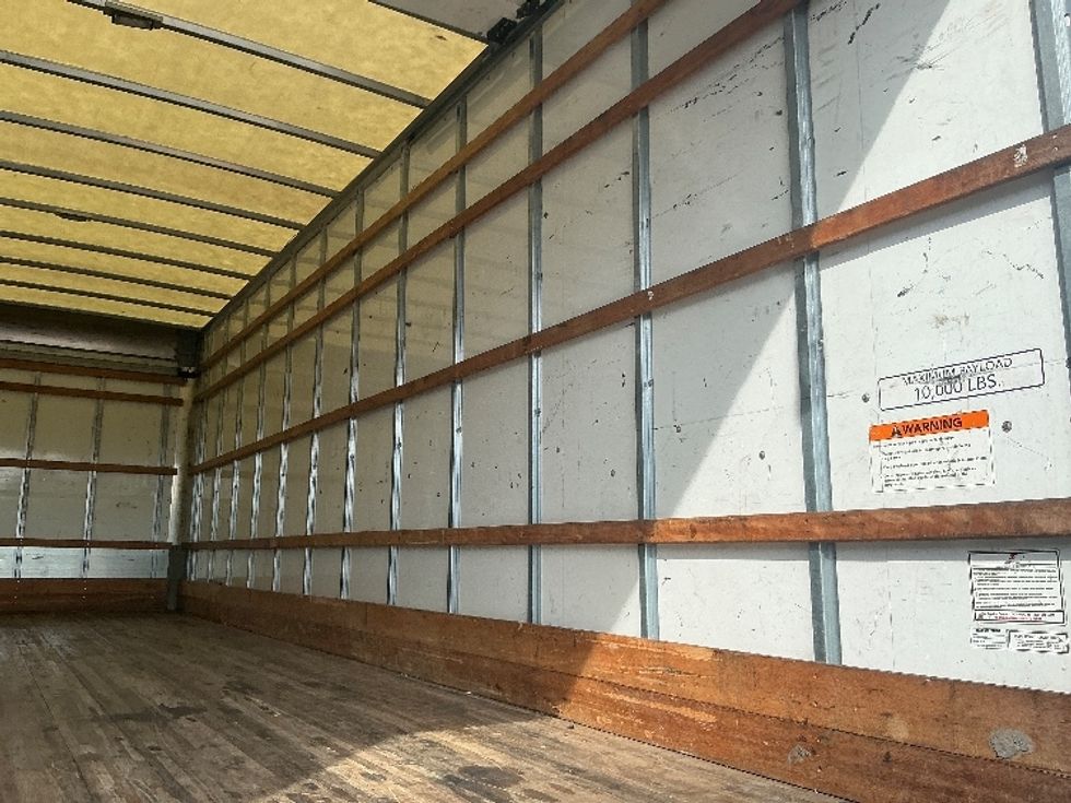 Medium Duty Box Truck-Light and Medium Duty Trucks-International-2022-MV607-Prince George-VA-243,866\n\t\tmiles-$ 42,250 - Image 12