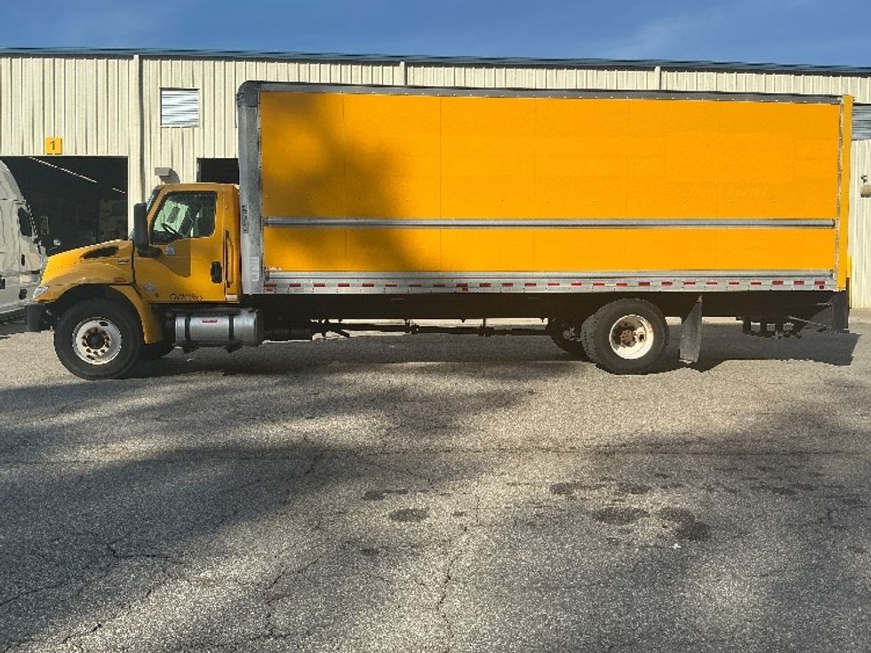 Medium Duty Box Truck-Light and Medium Duty Trucks-International-2022-MV607-Prince George-VA-294,813\n\t\tmiles-$ 30,750 - Image 4