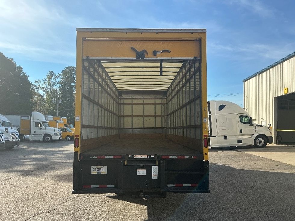 Medium Duty Box Truck-Light and Medium Duty Trucks-International-2022-MV607-Prince George-VA-294,813\n\t\tmiles-$ 30,750 - Image 8