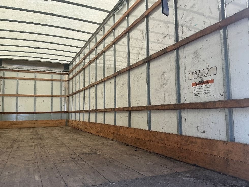 Medium Duty Box Truck-Light and Medium Duty Trucks-International-2022-MV607-Prince George-VA-294,813\n\t\tmiles-$ 30,750 - Image 12